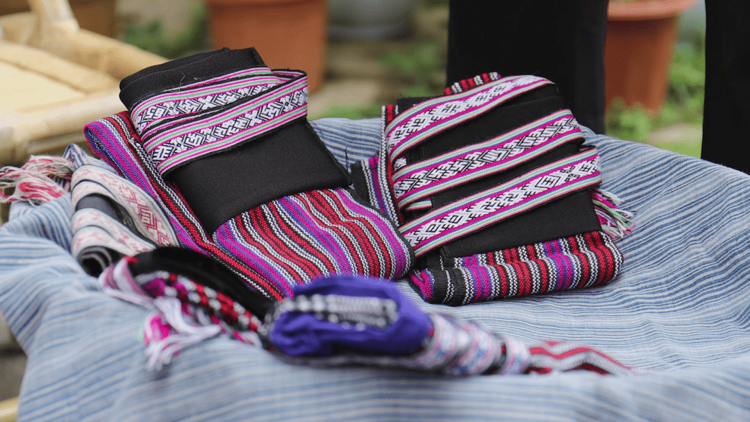 客家妇女为什么戴头帕?