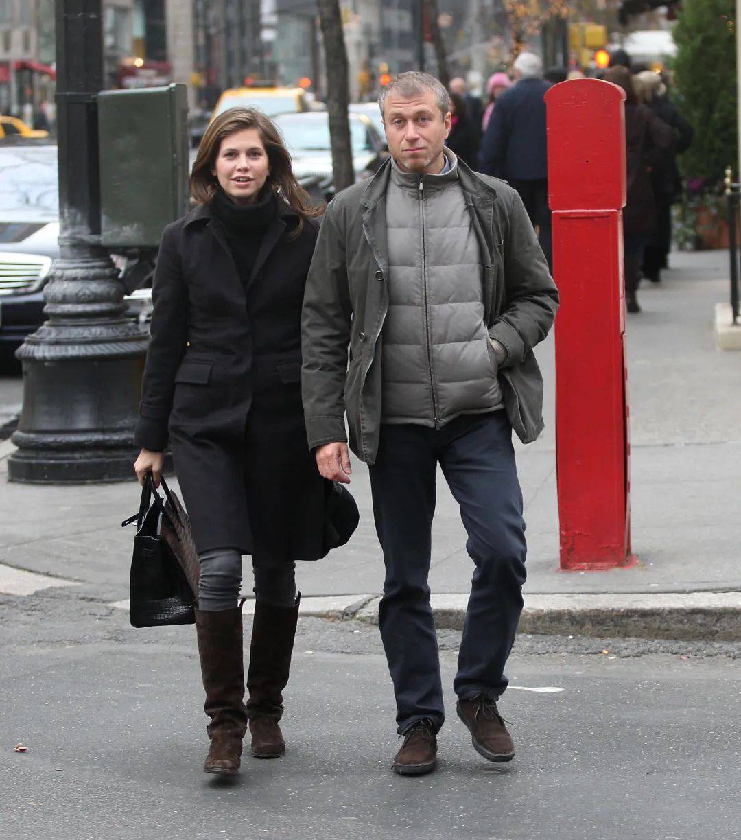 准继女是"俄罗斯第一名媛"_朱可娃_叶莲娜_寡头