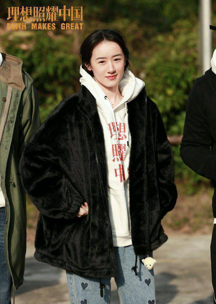 冰橙汁cp同剧不同台,袁冰妍新剧开机,与成毅新剧开机仅差1天_祝卿