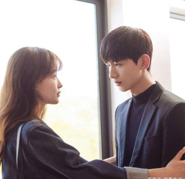 白敬亭被积压2年的剧开播,重新配音让人出戏,孙怡演技被质疑_黎初遥