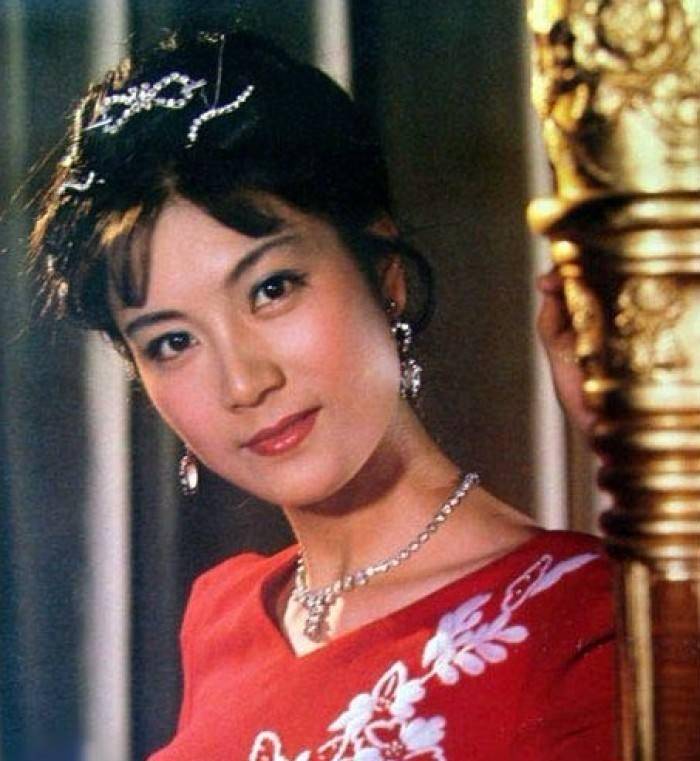 曾三次饰演慈安,嫁老外恩爱30余载,2个儿子皆优秀_陈烨_表演_电影