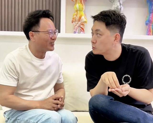 武文组建大舞台,李鑫和小么哥展开带货活动_直播_演出_张敏健