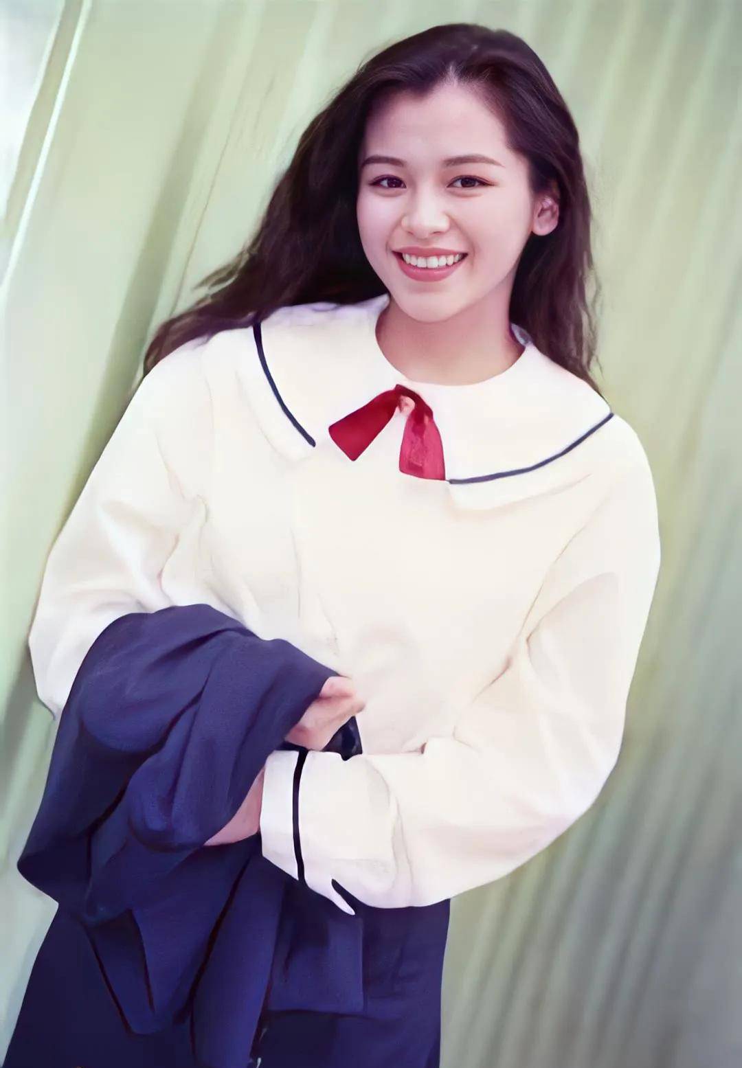 她曾是多少八九零后的女神 超高颜值贯穿了那个时代_徐若瑄_安妮_成长