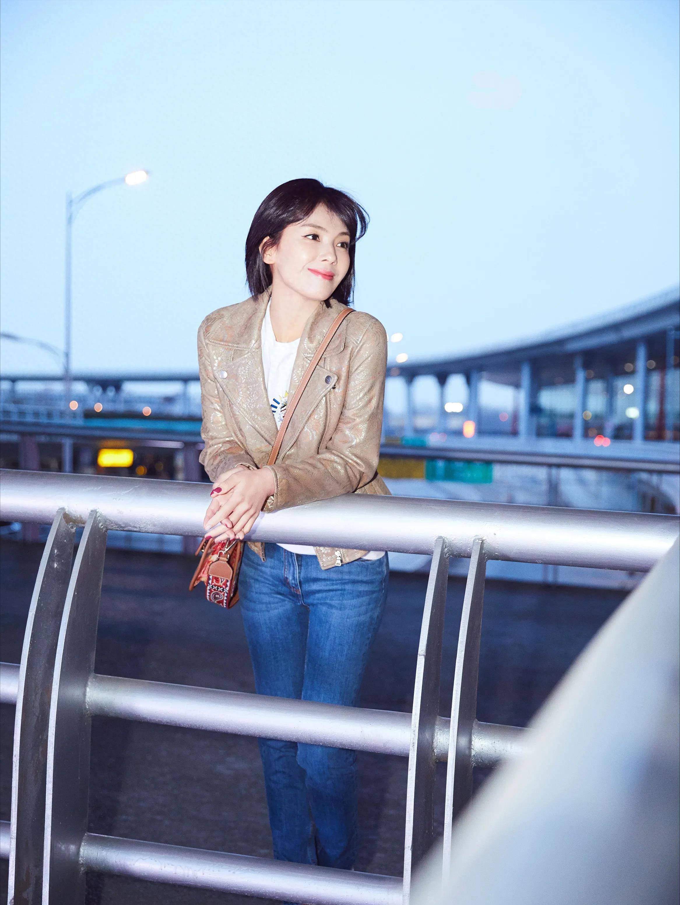 刘涛:美丽的紧身牛仔裤,塑造完美曲线_时尚_女性_气质