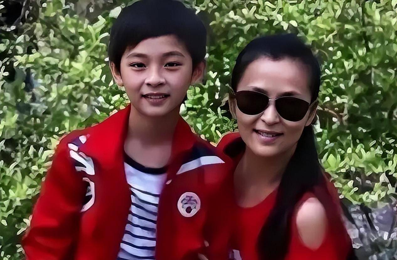 黄志忠:分手后想儿子想得睡不着,儿子一句话刺痛他内心_何音_工作