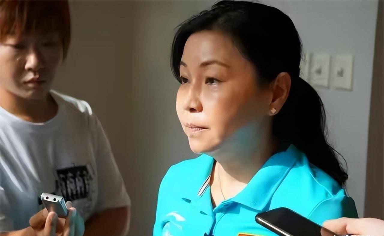 羽坛名将田秉毅:娶"铁娘子"周继红为妻,儿子如今成他骄傲_羽毛球_网络