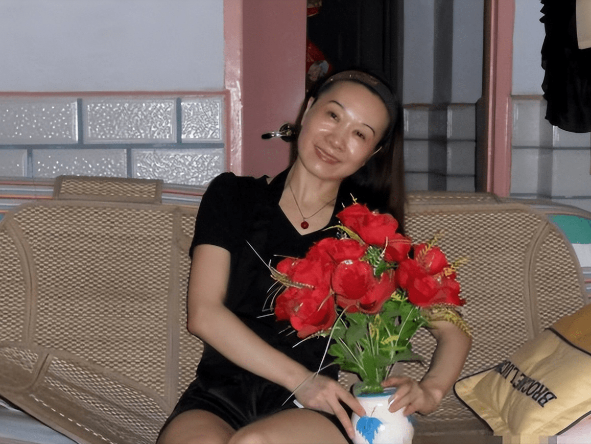 53岁风韵犹存大姐相亲,两人一见面,女方他管不住我_刘东_罗姐_支持