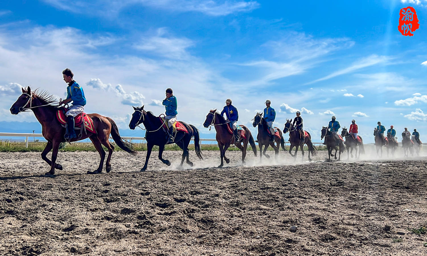 昭苏天马文化园,全疆最好的生态马场,看马术表演,领略天马文化_草原