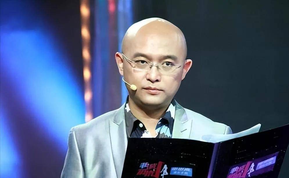 没想到,逐渐"消失"的主持人孟非,已经走上了另一条大道了!