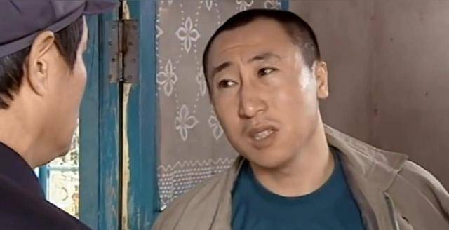 赵本山的得意弟子张小光,因55元高速费丢了性命,原因令人唏嘘_小沈阳