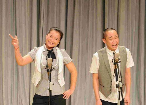 冯巩举办相声大专班,但并不是说班里所有学生都是冯巩的徒弟,其实冯巩