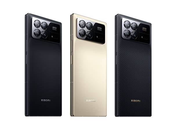 展现梦想的星辰大海 小米mix fold3铁蛋2亮相南京金鹰湖海滨天地