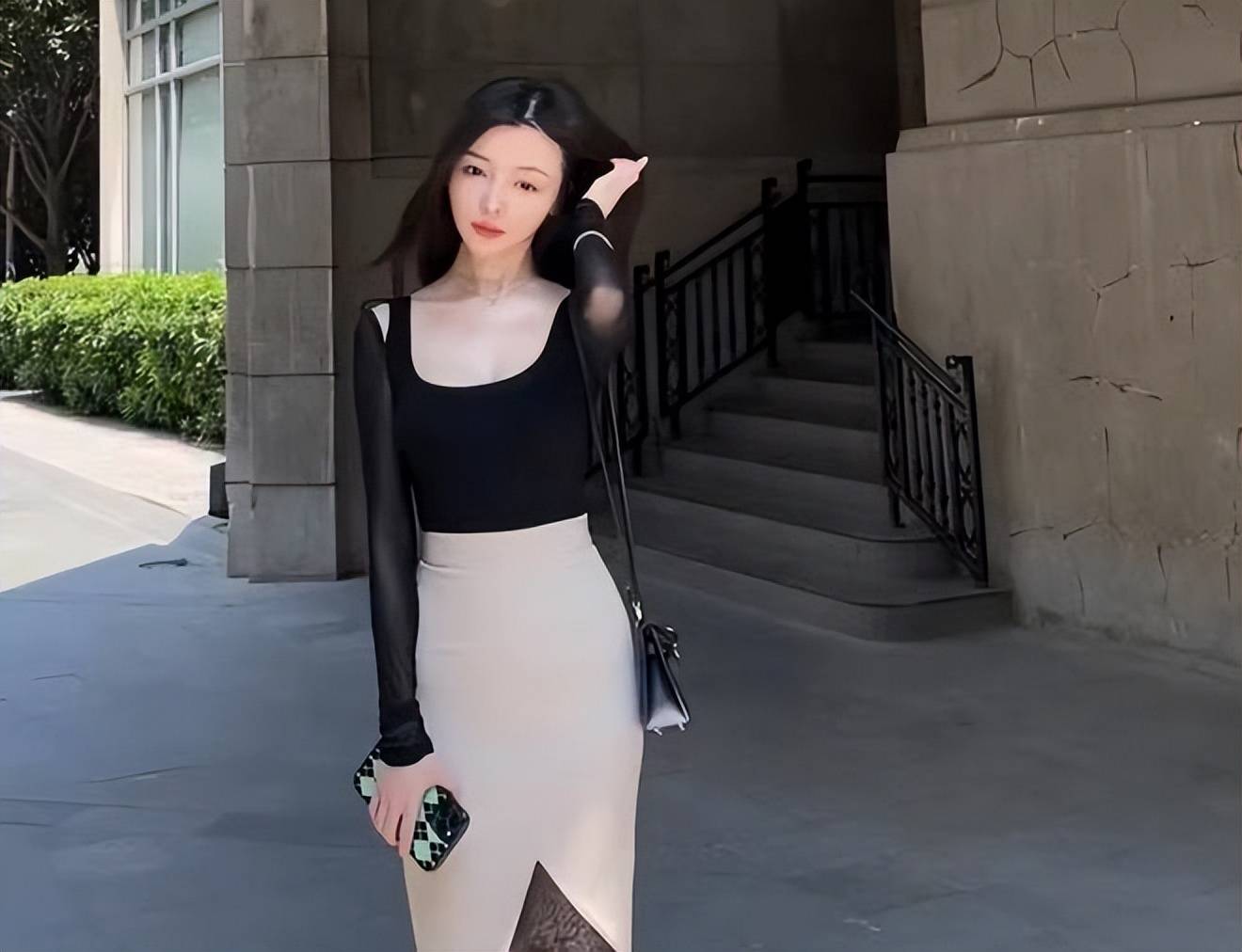 网红晓雪与李现的恋情瓜:真嫂子还是炒作?_网友_微博_关系