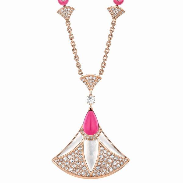 宝格丽bvlgari 推出 divas dream 新作:水滴宝石与扇形元素_钻石