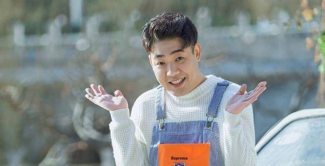 德云社张鹤帆邀人打雪仗,粉丝的调侃,衬托出他不断增长的人气_小剧场