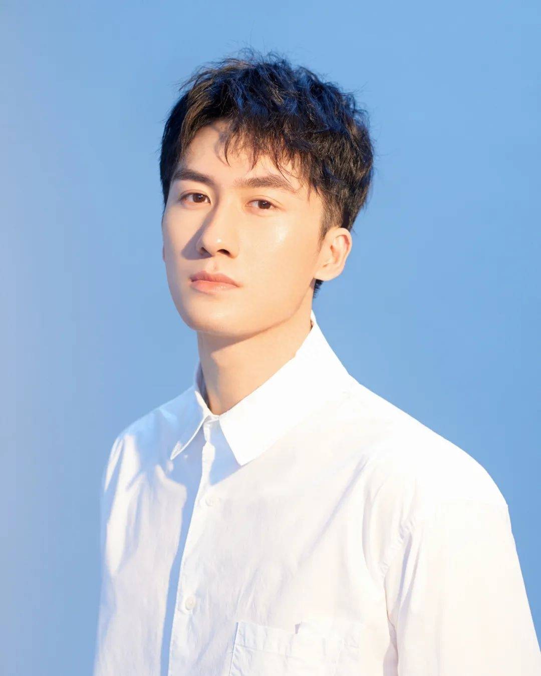 舞蹈诗剧《只此青绿》"希孟"中国东方演艺集团青年舞者张翰舞蹈诗剧