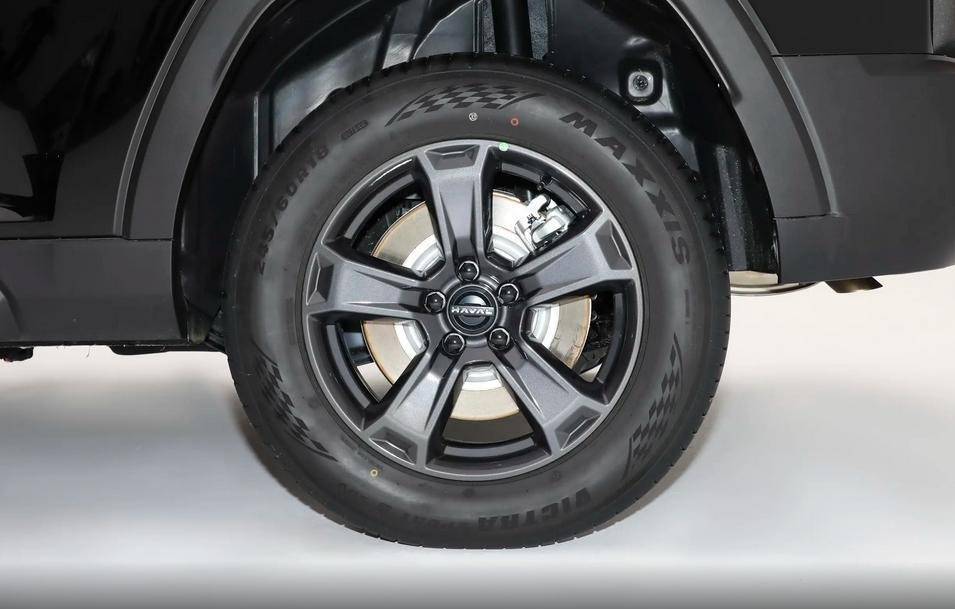 静态体验哈弗猛龙,或于成都车展上市形似路虎卫士 静态体验哈弗猛龙,或于成都车展上市形似路虎卫士