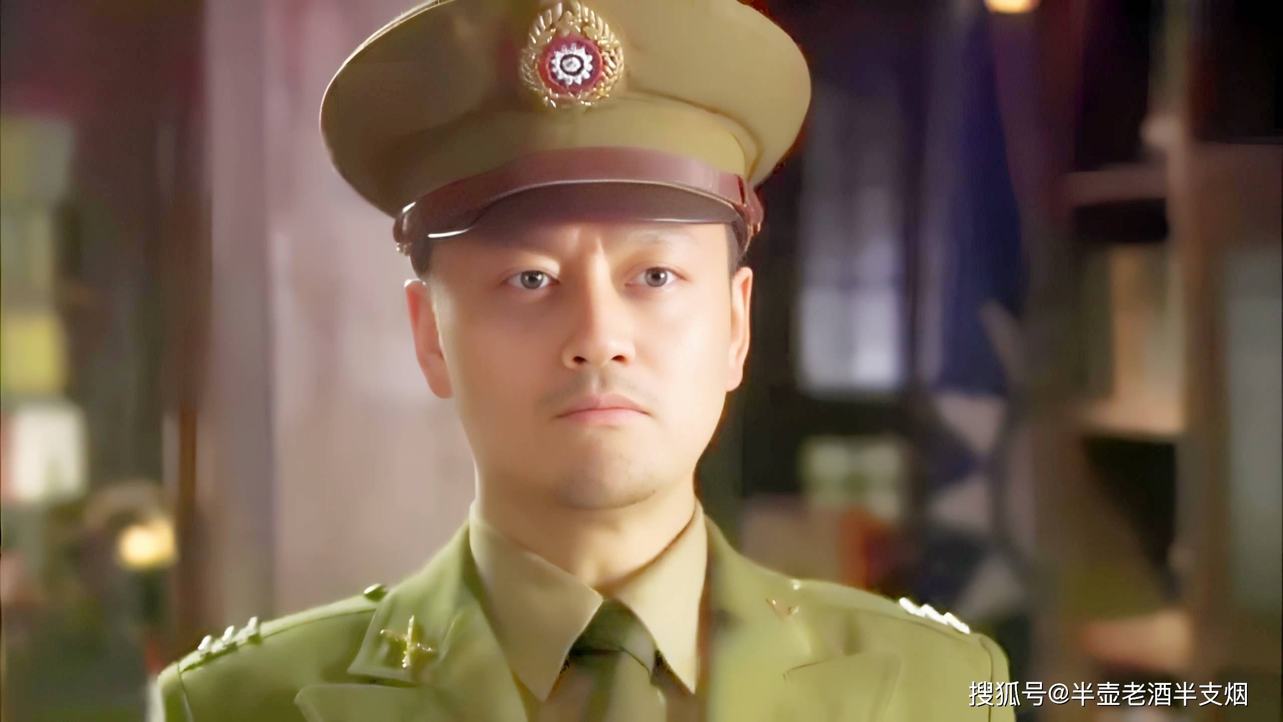 都跟陈恭澍沾点边,比如《飞虎神鹰》里的光复社社长陈恭鹏,《神秘人质