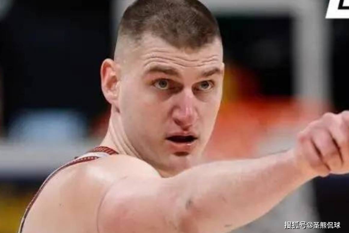 约基奇统治力尽显NBA直播见证全能中锋带队连胜攻防两端碾压对手震撼全场