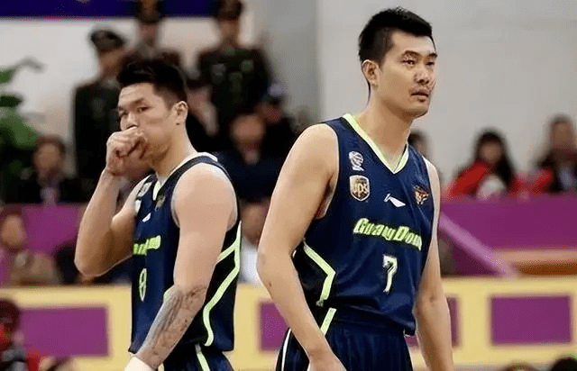 朱芳雨王仕鹏揭开中国男篮遮羞布,姚明骑虎难下_球员_训练_问题