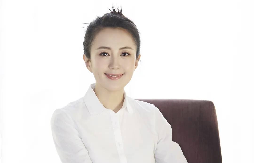 "蛇蝎美人"杨童舒:17岁出道28岁走红,34岁早产生父不详_杨柳_演技
