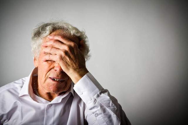 徐州焦虑医院:老年人如何应对焦虑症?_生活_支持_症状