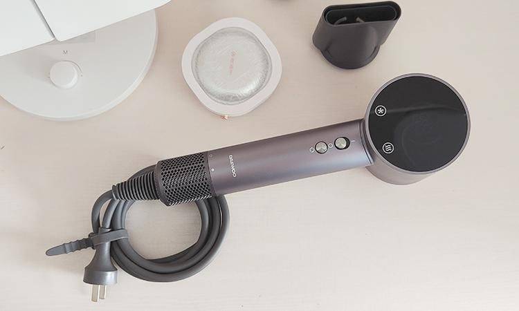 大宇温感高速吹风机:打造完美发型的必备神器