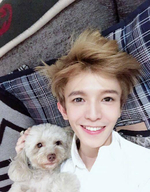 郭敬明近照憔悴引争议,回怼网友:48小时不睡觉你去试试?