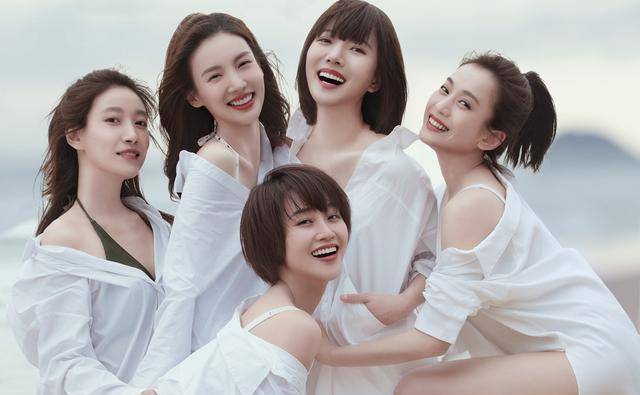 既想玩弄小资,又要接地气,有些剧情的设计多少有些浮夸,比如尤珊珊在