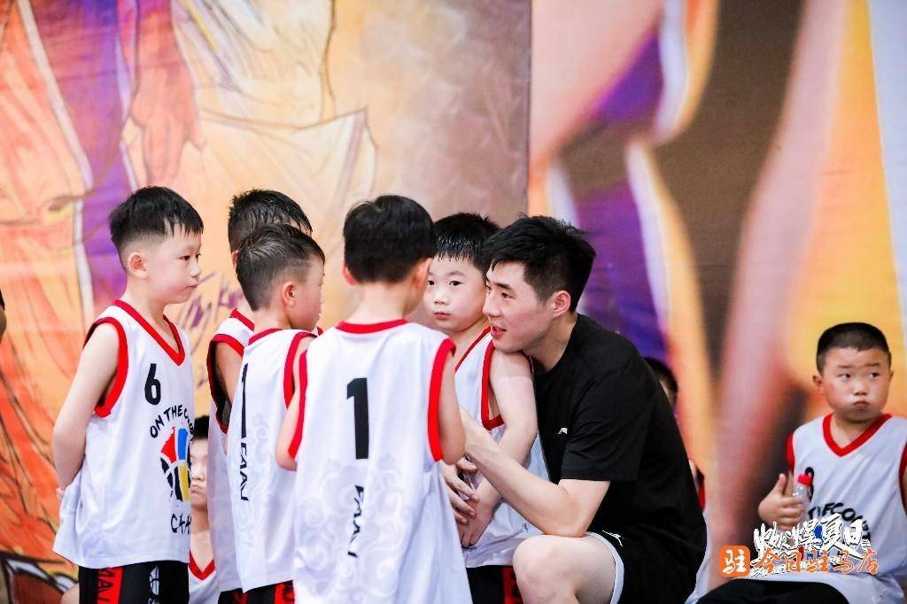 国家一级篮球运动员,职业队退役球员王勃臣的篮球情缘——小篮球 大