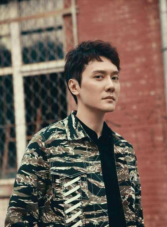 冯绍峰终于抱得美人归,当初在《男才女貌》原来是这种形象_苏拉_事业