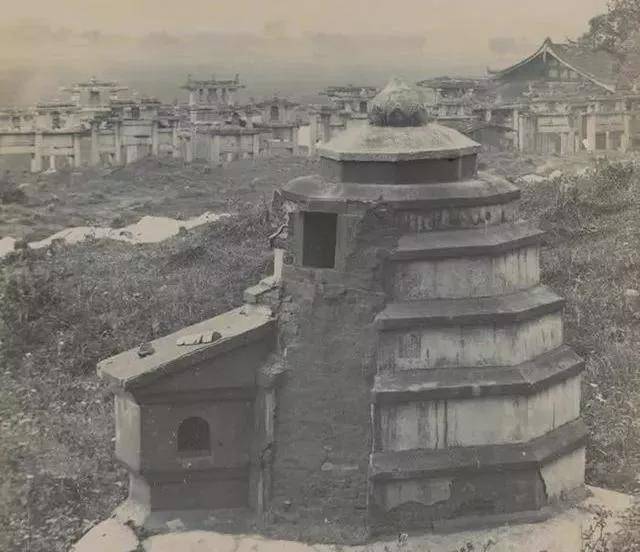 触目惊心!杀婴焚尸的"婴儿塔",10万女性的屠宰场!_方法_女婴_尸体