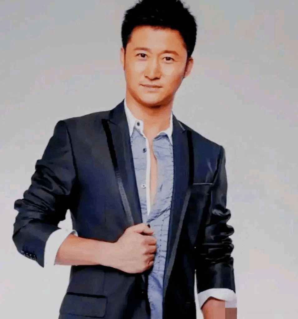 王思聪的拒绝成就《战狼2》,投资成为巨鳄,让王思聪赚了8亿元_吴京