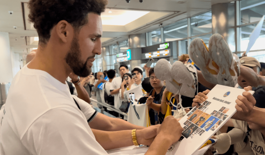 汤普森来了!_克莱_球员_安踏