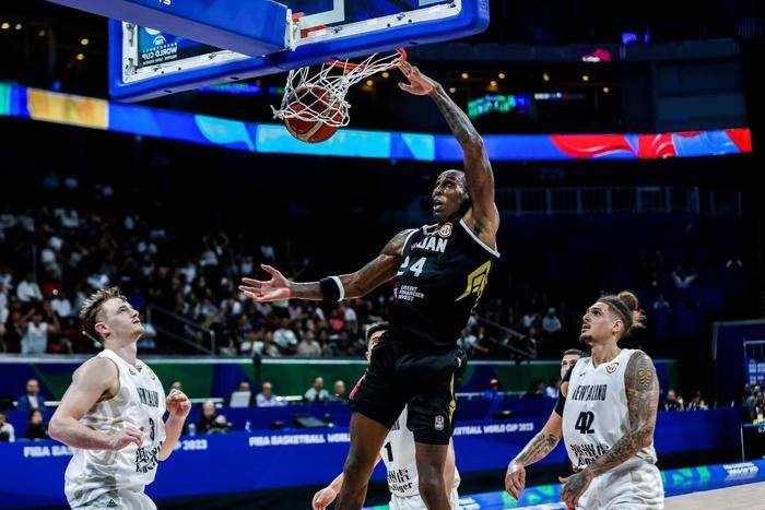 约旦科比让所有人眼前一亮,但他叫霍利斯杰弗森_比赛_对阵_世界杯