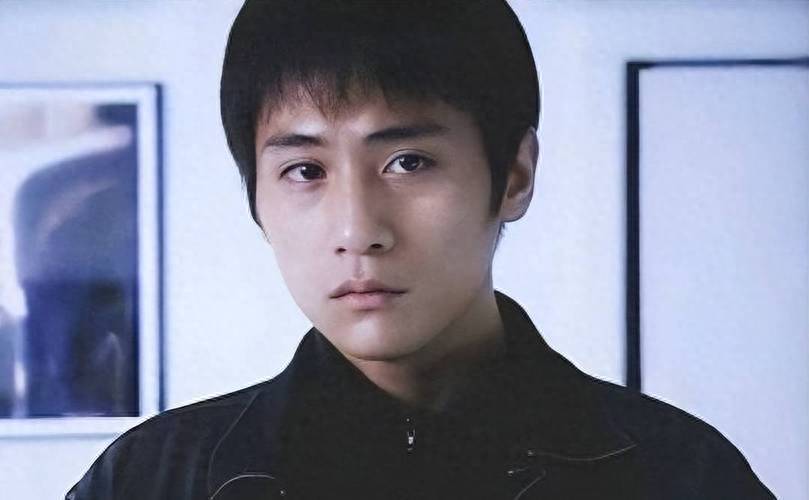 刘烨浅谈自己成长史,回忆当年获知地震消息后,一分钟内联系谢娜_孩子