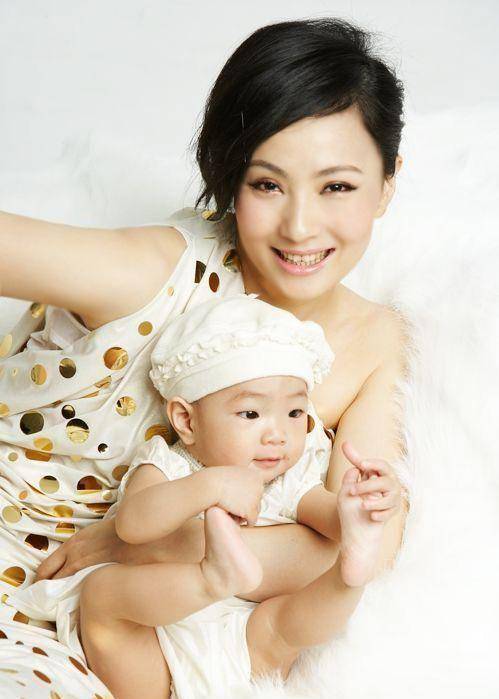 正当红为爱淡出,不办婚礼没有蜜月,复出翻红更被老公表白_陶虹_徐峥