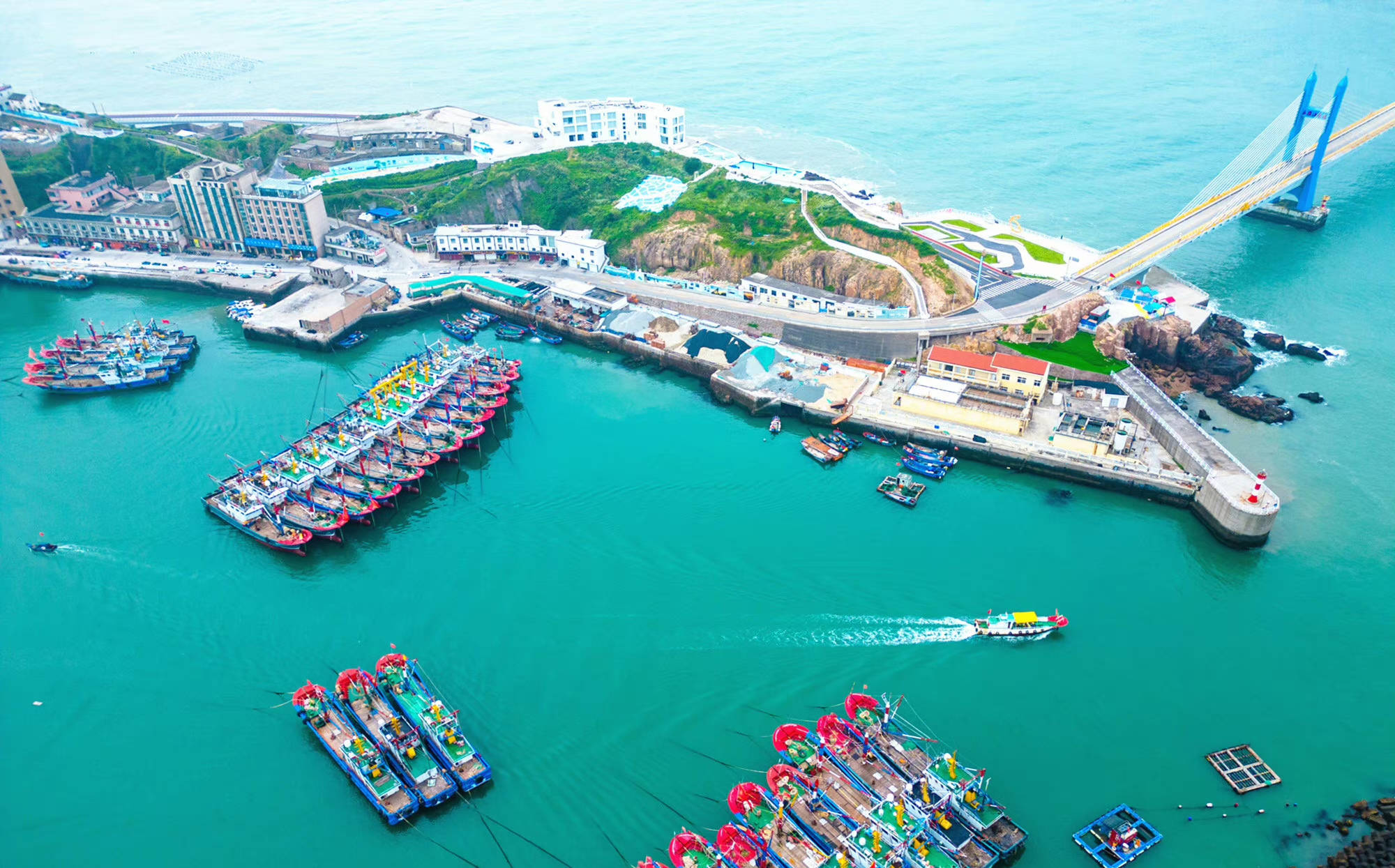 嵊泗列岛团建|是一定要去一次的海边团建,绝美蓝色海岛全线攻略看这篇