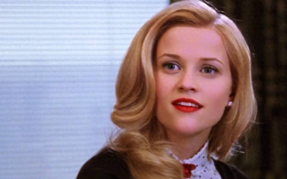 《律政俏佳人》系列完美展现了真人电影中的类芭比形象构建_时尚_女性