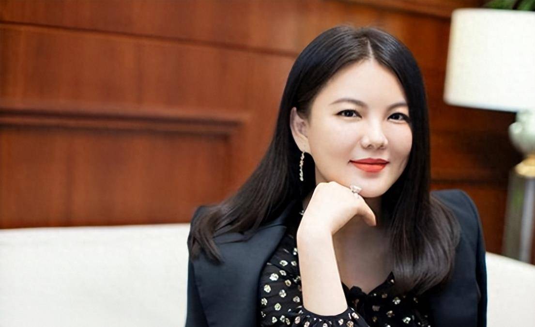 女主持李湘47岁宣布退休:坚守家庭,勇敢选择新人生_生活习惯_对个人