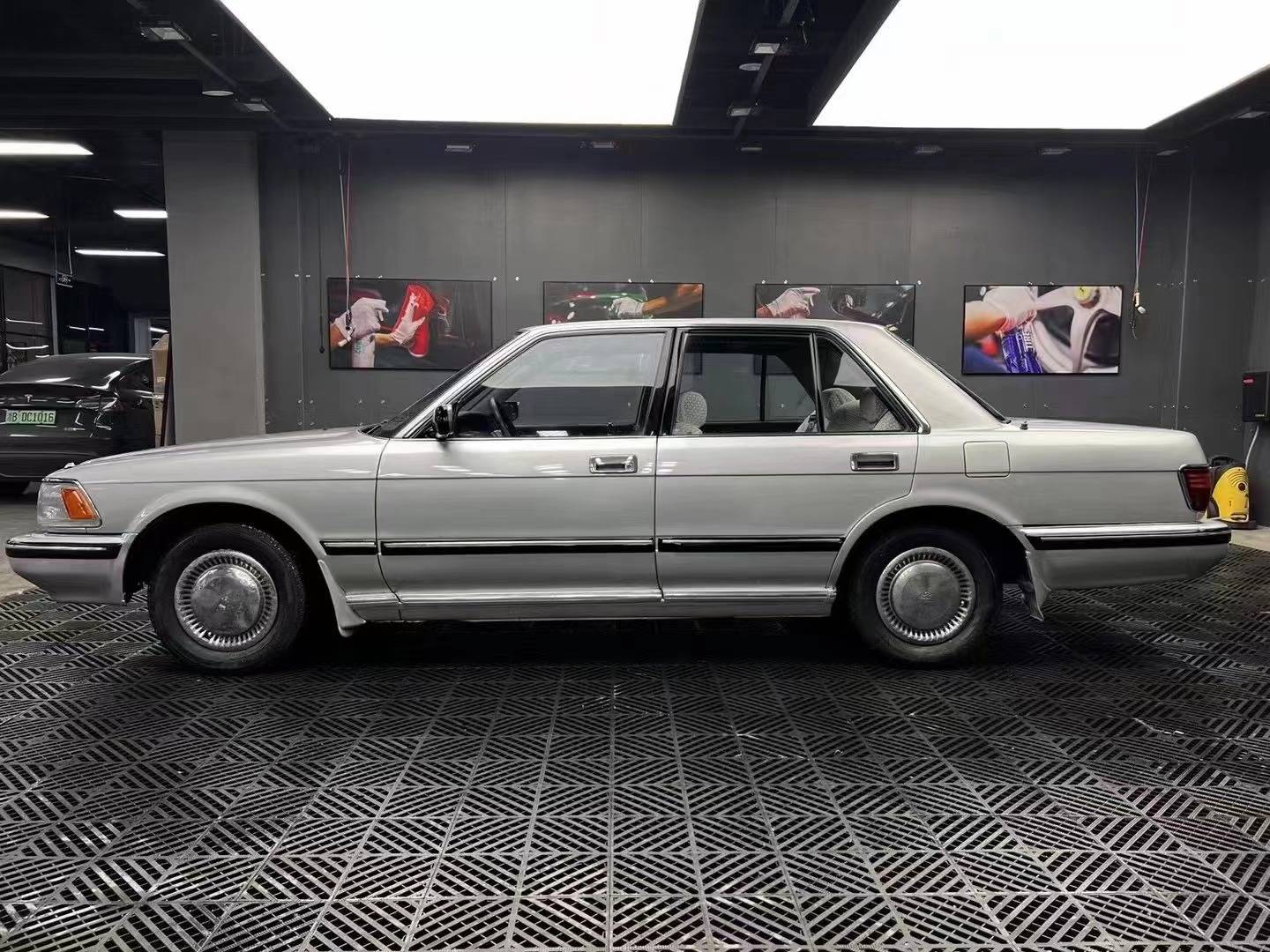 不得不说它是一个尤物,丰田皇冠ms132_搜狐汽车_搜狐网