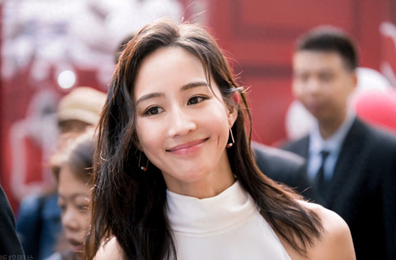 赵又廷的激荡爱情,5任女友皆美人,娶大5岁国民女神堪称赢家_张钧甯