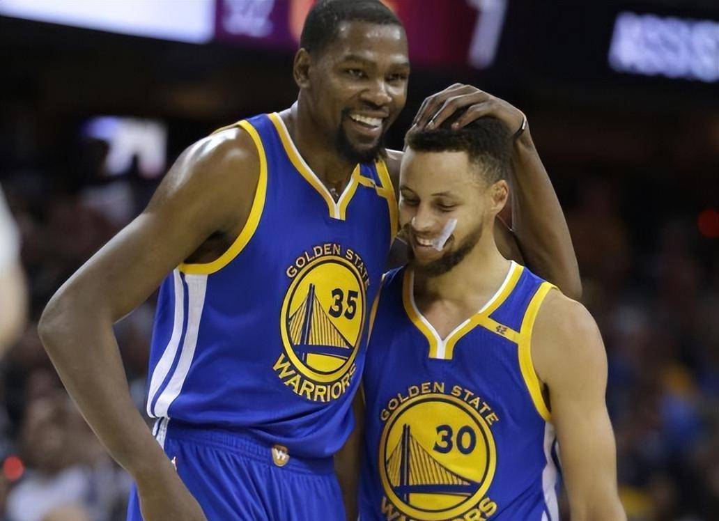 杜兰特和库里谁的历史地位更高?