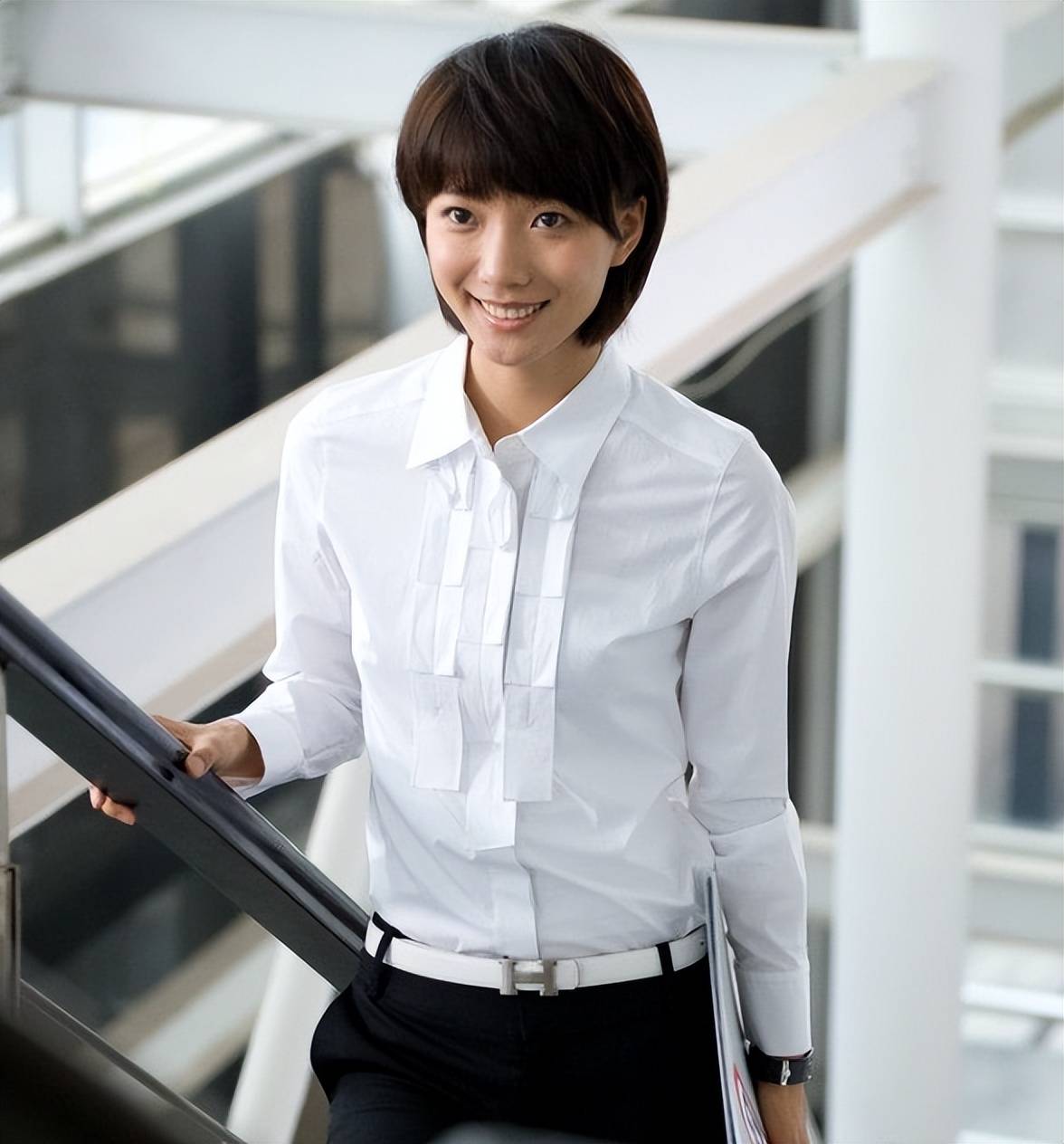 王珞丹的"销声匿迹",是娱乐圈的大喜事?_姐姐_米莱_方面