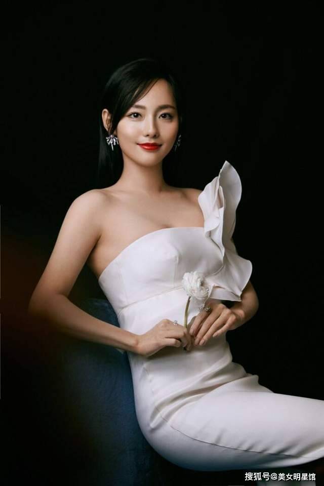 36岁张嘉倪,尤物身材太火辣!_女神_演艺事业_演技