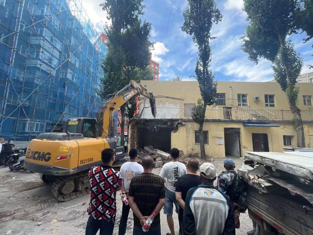 哈尔滨宣西小区三角地违建被联合拆除_芦家街道_辖区_南岗区