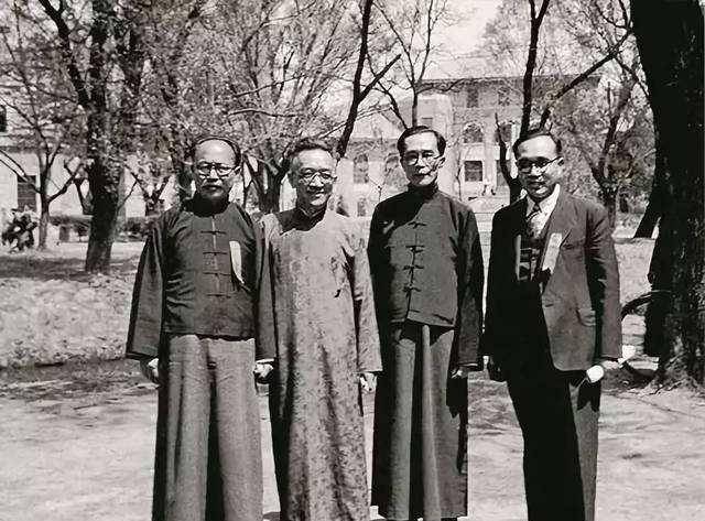 像朱自清,闻一多, 潘光旦,曾昭抡,陈省身,华罗庚,钱钟书, 雷海宗,吴大