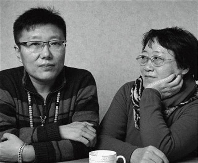 李银河与出租车司机的"跨性别恋情":曾坦言可能会步入婚姻殿堂_爱情