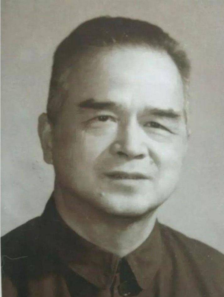 梁灵光率十兵团先遣队入闽,标志着全面解放福建的战役打响_工作_闽北