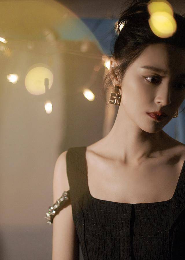 "反派专业户"毛林林也是一枚漂亮又迷人的大美女_演技_中三_谈判